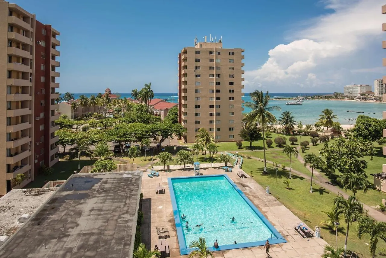 Emerald One Bedroom Suite At Turtle Towers Ocho Rios 0*,